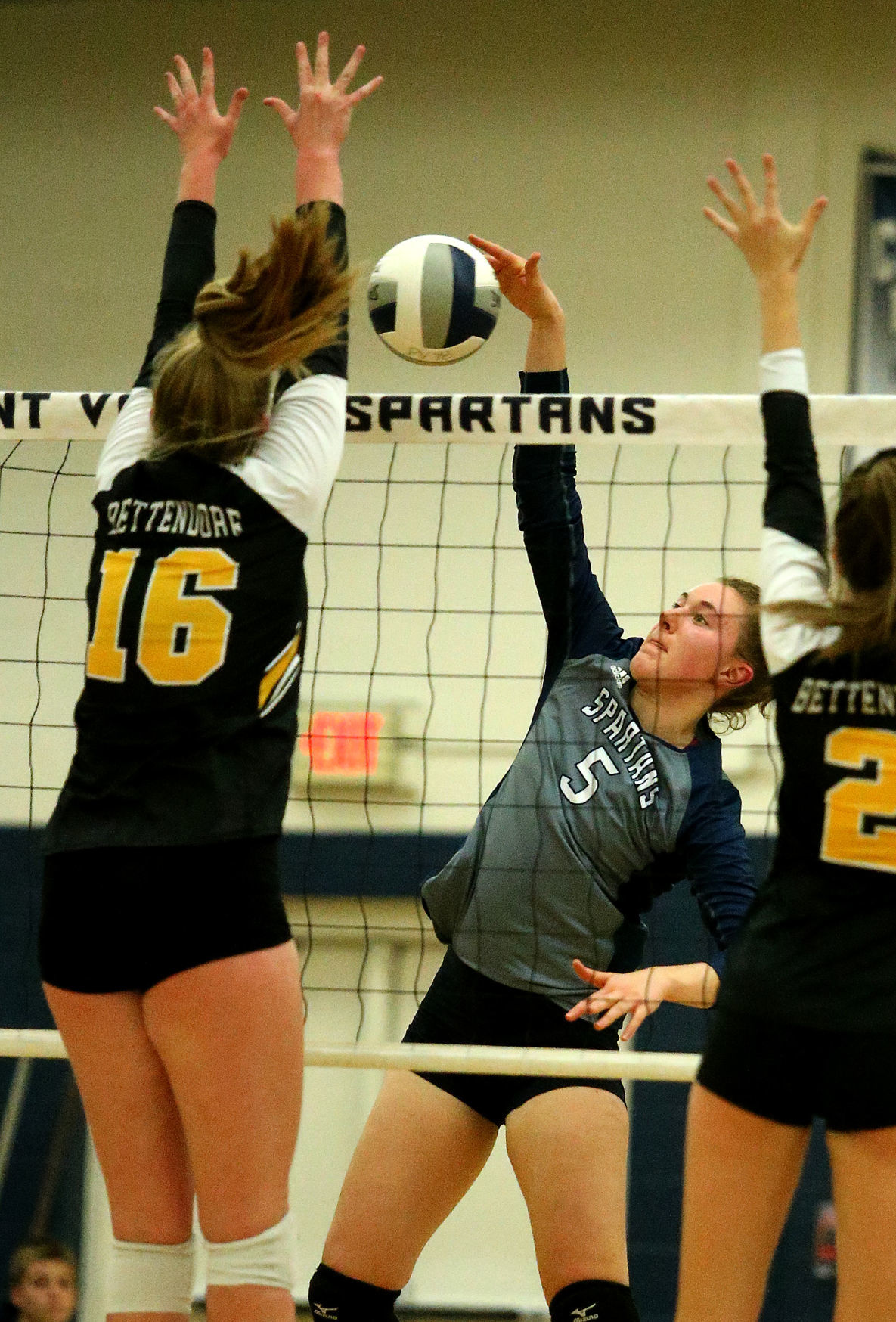 102318-Regional-Volleyball-010